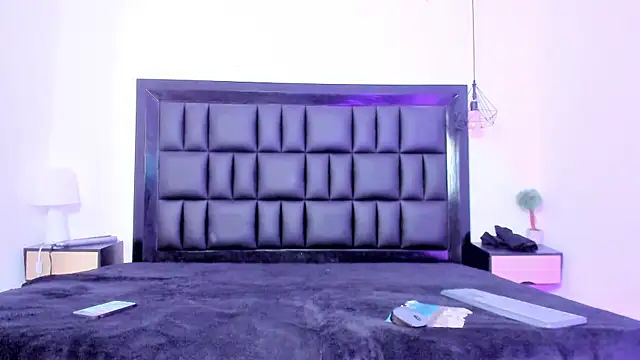 MIA SOPHIA1 online show from September 11, 2025, 5:07 am