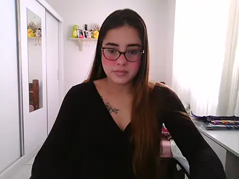 maliamiller online show from May 20, 2026, 10:45 am