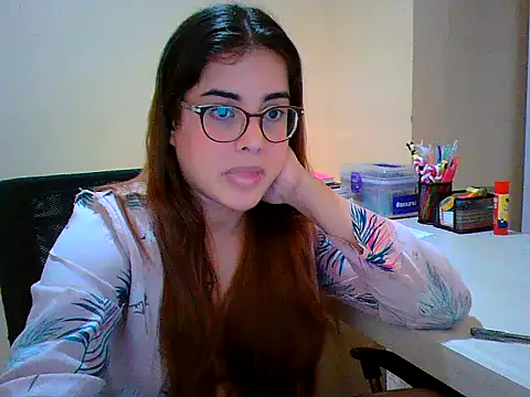 Snapshot of maliamiller chatting on October 29, 2025, 1:59 am maliamiller online show from October 29, 2025, 1:59 am