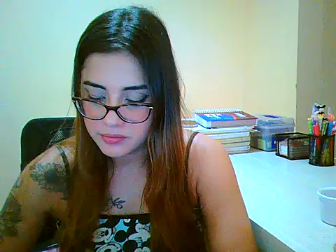 maliamiller online show from February 20, 2026, 10:06 am