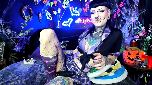 Snapshot of Purple_Coffin666 chatting on January 18, 2026, 2:09 pm Purple Coffin666 online show from January 18, 2026, 2:09 pm