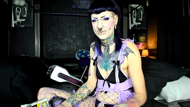 Snapshot of Purple_Coffin666 chatting on February 19, 2026, 10:45 am Purple Coffin666 online show from February 19, 2026, 10:45 am