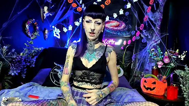 Snapshot of Purple_Coffin666 chatting on December 21, 2025, 4:30 pm Purple Coffin666 online show from December 21, 2025, 4:30 pm