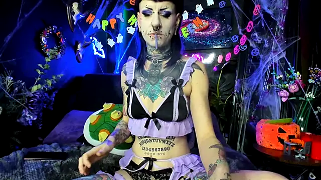 Snapshot of Purple_Coffin666 chatting on February 6, 2026, 4:58 pm Purple Coffin666 online show from February 6, 2026, 4:58 pm