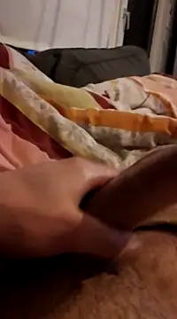 Snapshot of Tommi3720 chatting on March 9, 2025, 12:00 am Tommi3720 online show from March 9, 2025, 12:00 am