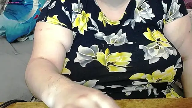 Snapshot of lisa_Black00 chatting on March 9, 2025, 4:44 pm lisa Black00 online show from March 9, 2025, 4:44 pm
