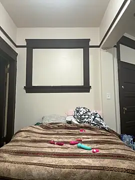 Snapshot of SunnyRays69 chatting on September 15, 2025, 8:26 am SunnyRays69 online show from September 15, 2025, 8:26 am