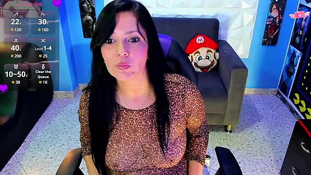 Snapshot of FelinaJohnson chatting on February 24, 2025, 10:03 pm FelinaJohnson online show from February 24, 2025, 10:03 pm