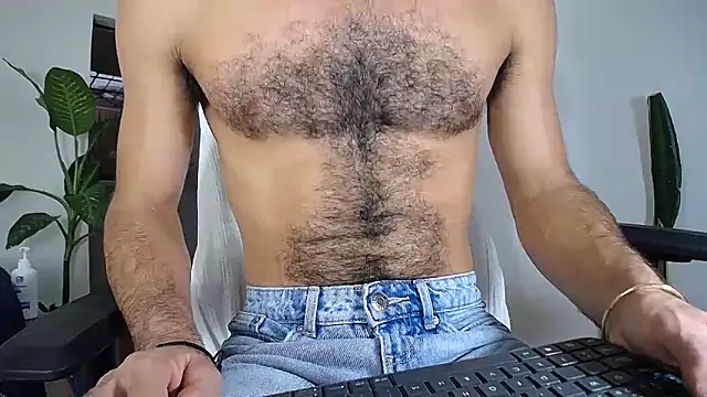 Snapshot of diamond_black00 chatting on November 13, 2025, 8:46 pm diamond black00 online show from November 13, 2025, 8:46 pm