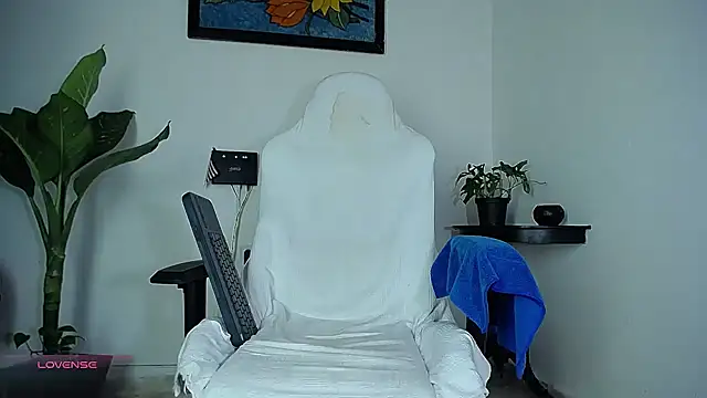 Snapshot of diamond_black00 chatting on February 10, 2026, 7:02 pm diamond black00 online show from February 10, 2026, 7:02 pm