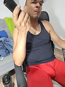 Snapshot of latinmartin73 chatting on July 18, 2026, 10:18 pm latinmartin73 online show from July 18, 2026, 10:18 pm