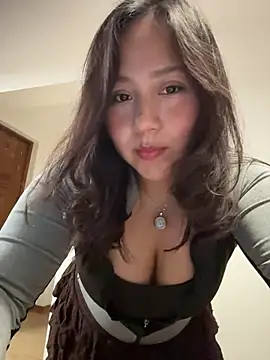 Snapshot of kittyfresita chatting on December 4, 2025, 2:32 am kittyfresita online show from December 4, 2025, 2:32 am