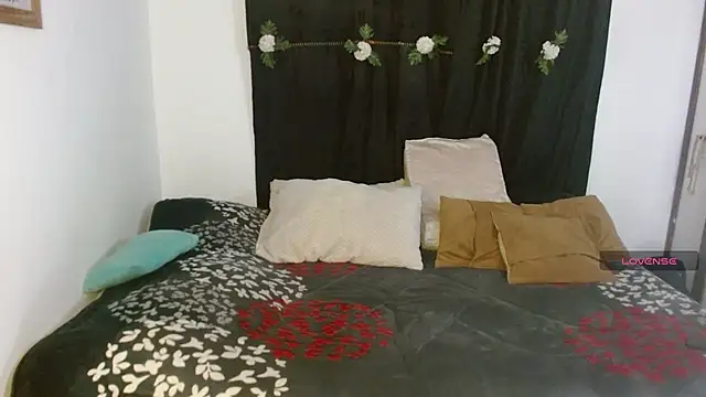 sussy-leohot online show from October 1, 2025, 4:28 am