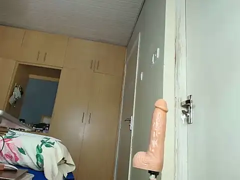 Snapshot of Afriqueena chatting on October 30, 2025, 6:55 am Afriqueena online show from October 30, 2025, 6:55 am