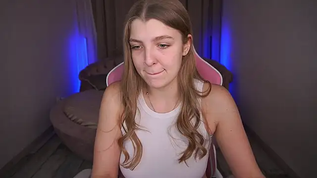 AnikaJane online show from March 14, 2025, 10:50 am