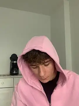 MiguelRausch online show from November 11, 2025, 3:18 pm