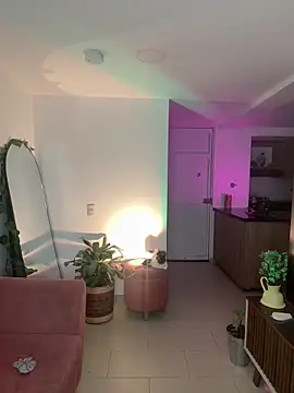 DakotaShelby online show from February 4, 2025, 10:55 pm