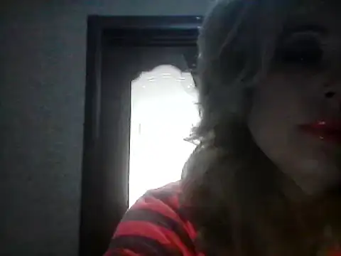 SweetCandy356 online show from February 24, 2025, 10:04 am