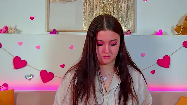 ChristinaMilton online show from February 13, 2026, 6:19 pm