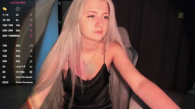 Lana Younes online show from October 20, 2025, 9:43 am