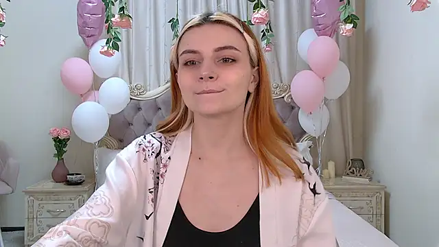 Snapshot of KellyStone chatting on March 11, 2025, 5:02 pm KellyStone online show from March 11, 2025, 5:02 pm