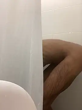 Snapshot of Lucascacaca chatting on December 8, 2024, 9:30 pm Lucascacaca online show from December 8, 2024, 9:30 pm