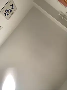 Snapshot of Lucascacaca chatting on December 19, 2025, 9:06 pm Lucascacaca online show from December 19, 2025, 9:06 pm