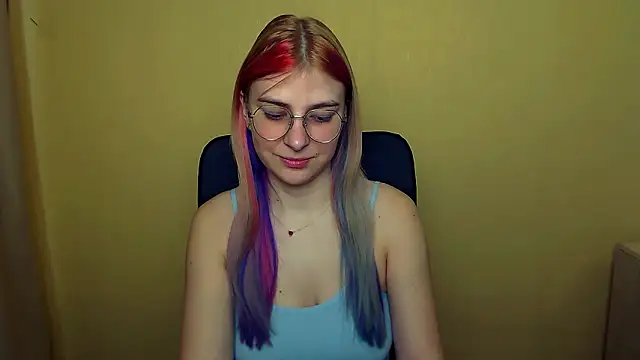 Luna Lush  online show from March 21, 2025, 9:34 am