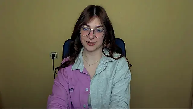 Snapshot of Luna_Lush_ chatting on May 1, 2026, 8:41 am Luna Lush online show from May 1, 2026, 8:41 am
