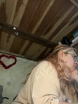 Snapshot of SophiaWeestt99 chatting on March 2, 2026, 3:40 am SophiaWeestt99 online show from March 2, 2026, 3:40 am