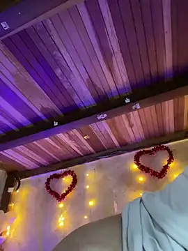 Snapshot of SophiaWeestt99 chatting on February 22, 2026, 4:26 am SophiaWeestt99 online show from February 22, 2026, 4:26 am