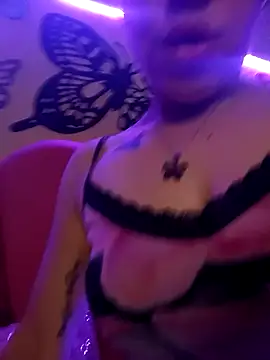 Snapshot of mariposapontiak420 chatting on October 10, 2025, 5:41 am mariposapontiak420 online show from October 10, 2025, 5:41 am