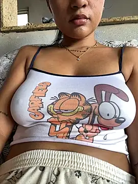 medusahott40 online show from March 17, 2025, 4:33 pm