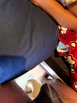 Snapshot of thiagowes chatting on November 16, 2025, 2:11 pm thiagowes online show from November 16, 2025, 2:11 pm