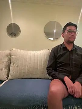 thiagowes online show from February 24, 2026, 2:45 am