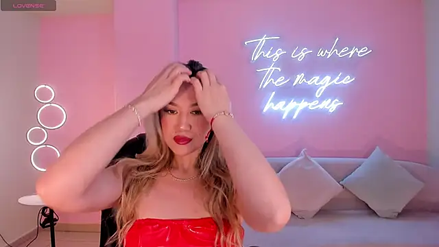 RebeccaHudson online show from March 2, 2026, 7:54 pm