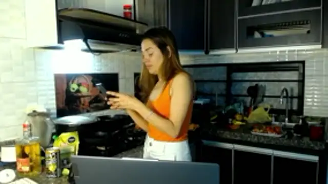 Snapshot of camilawm19 chatting on April 12, 2026, 11:52 pm camilawm19 online show from April 12, 2026, 11:52 pm
