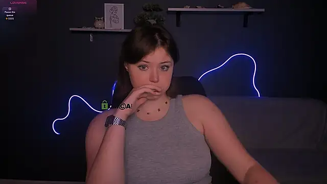 nikole kitt online show from September 11, 2025, 7:36 pm