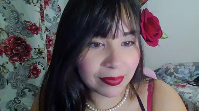 Snapshot of DeusaDemeeter chatting on July 1, 2026, 3:29 am DeusaDemeeter online show from July 1, 2026, 3:29 am