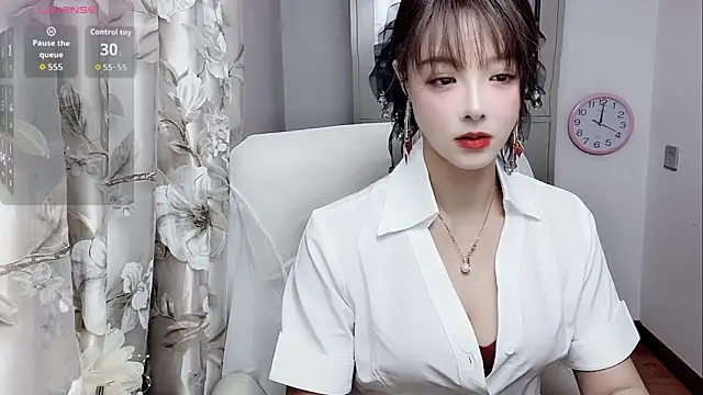 NINIbaby-99 online show from November 13, 2025, 4:00 pm