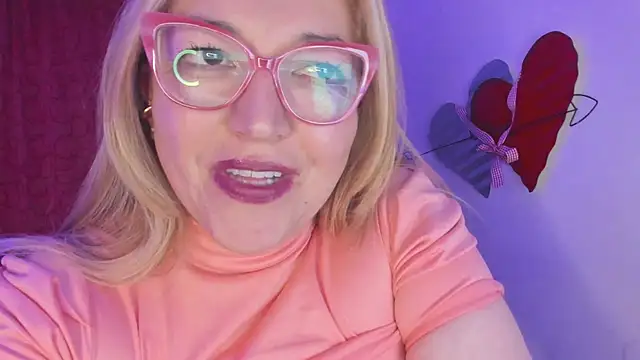 Naty Mature  online show from March 22, 2025, 5:39 am