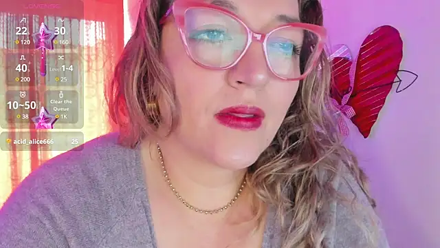 Naty Mature  online show from March 18, 2025, 5:55 pm