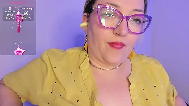 Naty Mature  online show from February 24, 2026, 6:31 pm