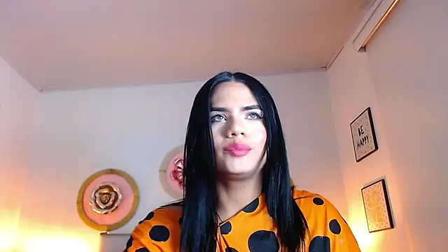 Snapshot of zoe_hecate_sexx chatting on July 6, 2026, 10:33 am zoe hecate sexx online show from July 6, 2026, 10:33 am
