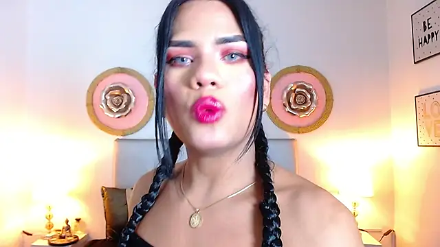 zoe hecate sexx online show from May 26, 2026, 10:52 pm