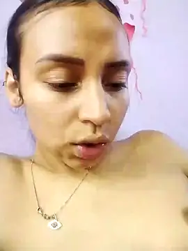 Snapshot of emma_ambar chatting on February 19, 2025, 3:50 am emma ambar online show from February 19, 2025, 3:50 am