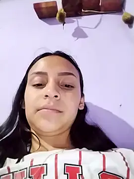 Snapshot of emma_ambar chatting on January 21, 2025, 3:26 am emma ambar online show from January 21, 2025, 3:26 am