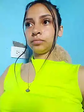 Snapshot of emma_ambar chatting on February 2, 2025, 7:46 pm emma ambar online show from February 2, 2025, 7:46 pm