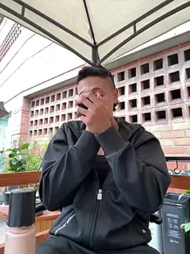  PhillipBrown online show from February 1, 2025, 8:47 pm