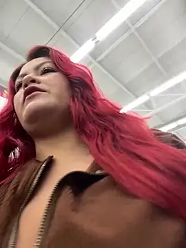 Snapshot of lia_moon77 chatting on December 16, 2025, 6:45 pm lia moon77 online show from December 16, 2025, 6:45 pm